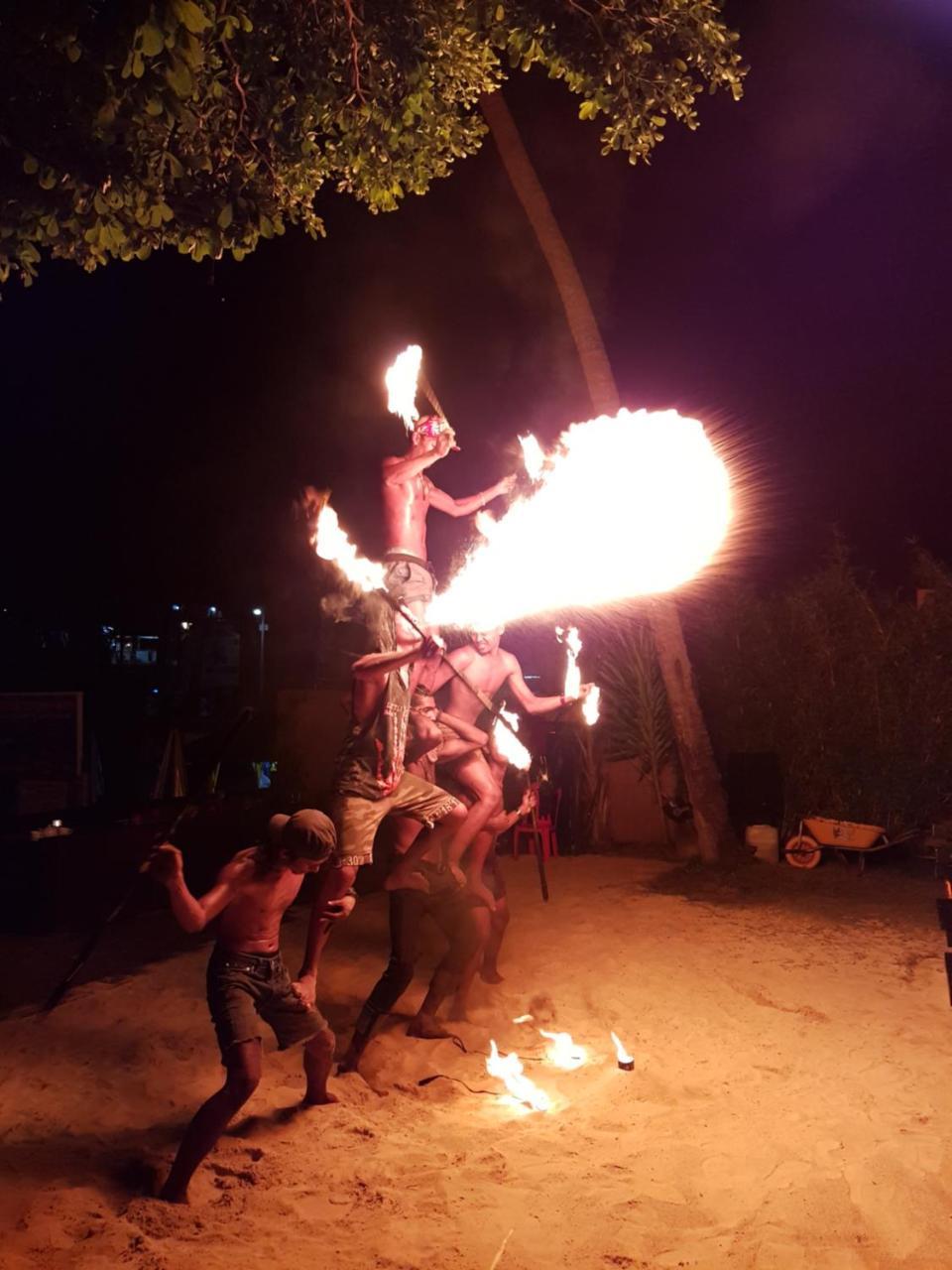 Ombak Dive Resort Perhentian Island Pulau Perhentian Kecil 外观 照片